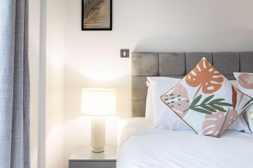 Best City Centre Luxurious Home Free Parking Belfast Exterior foto