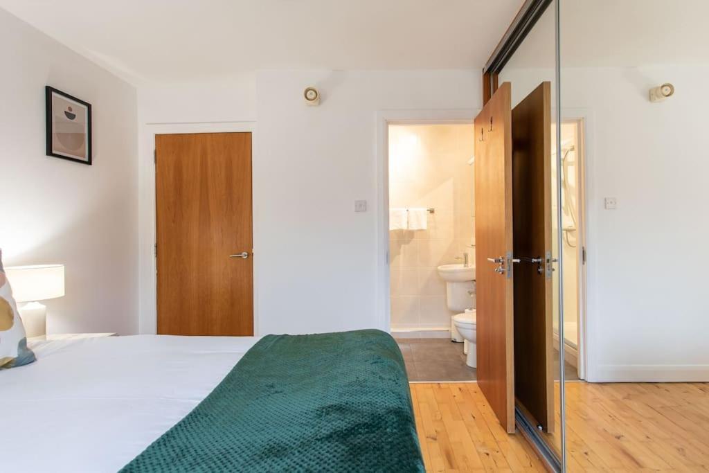 Best City Centre Luxurious Home Free Parking Belfast Exterior foto