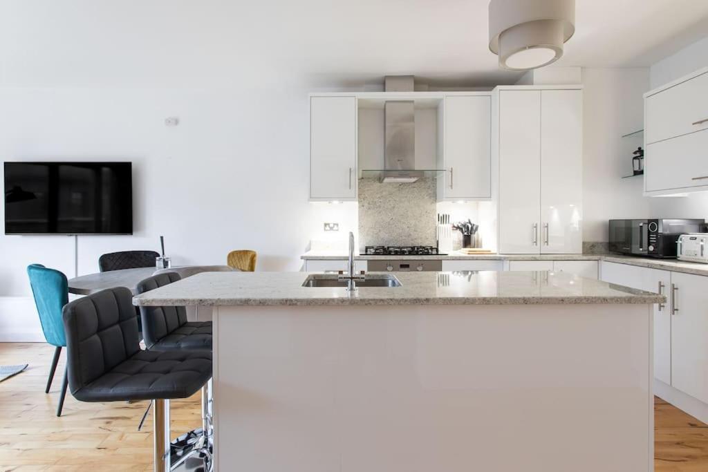 Best City Centre Luxurious Home Free Parking Belfast Exterior foto